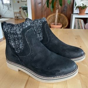 Comfortiva Rawnie Bootie 8.5